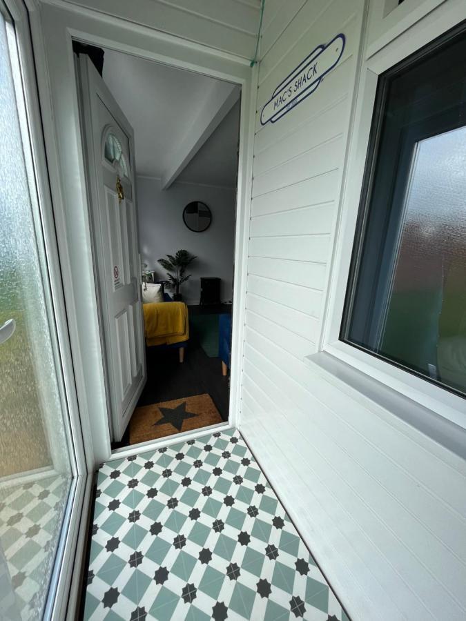 Macs Shack, California Sands, Scratby - Two Bed Chalet, Sleeps 5, Pet Friendly, Free Pool Passes Plus Linen And Towels Included Горад Грэйт Ярмут Екстериор снимка
